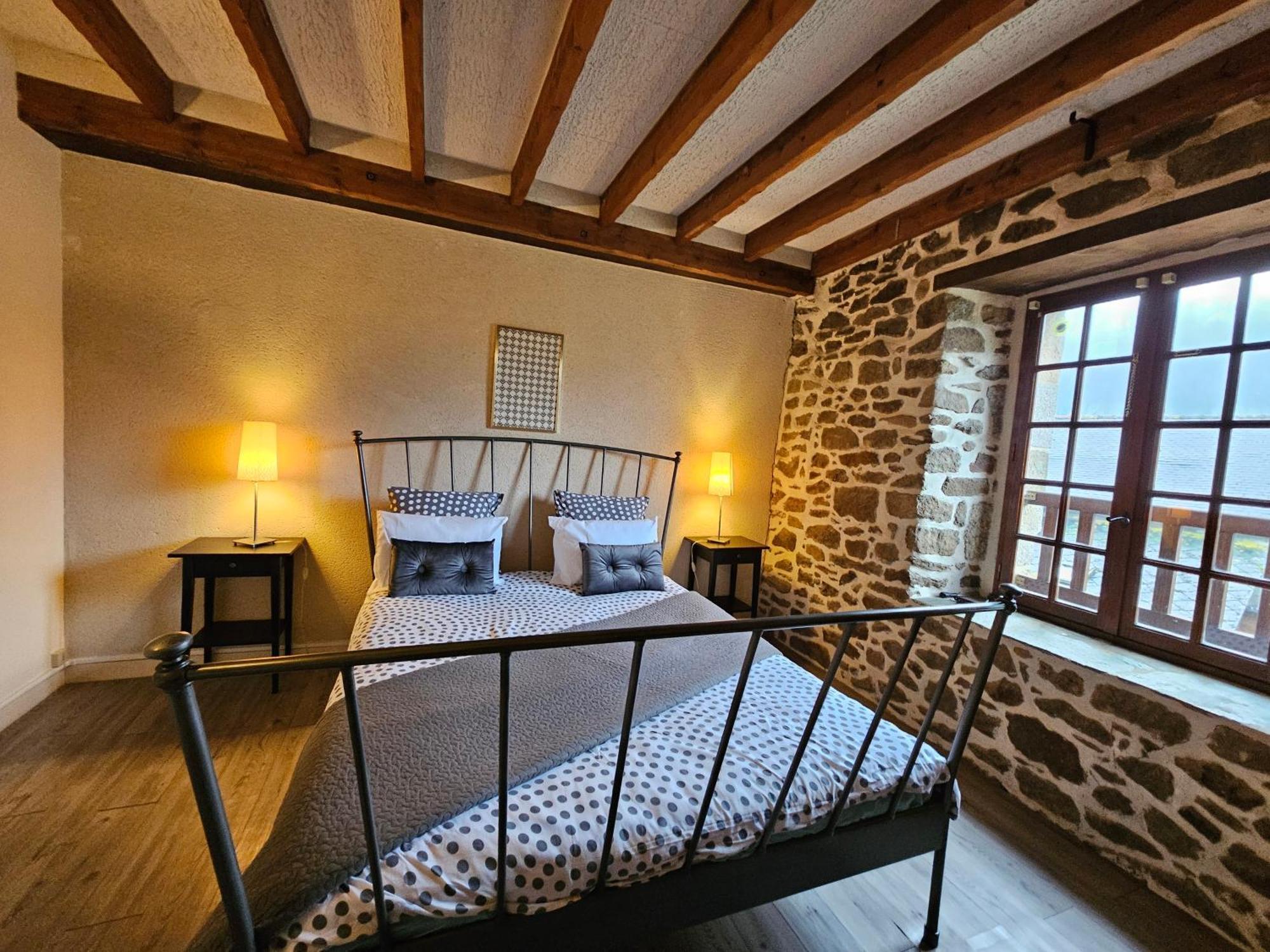 Les 3 Rossignols Taden Quarto foto